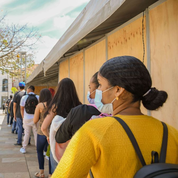 Comfenalco Antioquia advierte sobre fraudes con promesas de empleo y estudio 