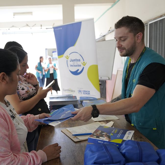 Acnur Colombia y Comfenalco fortalecen la integración laboral