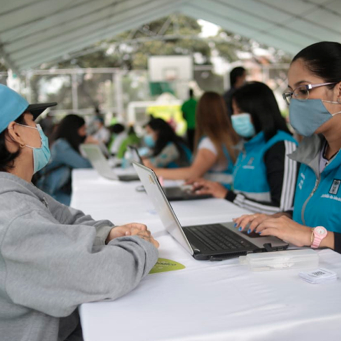 ¡Hoy! 20 de octubre, ofrecemos más de 9.000 empleos para fin de año en el Parque Club Comfenalco Guayabal