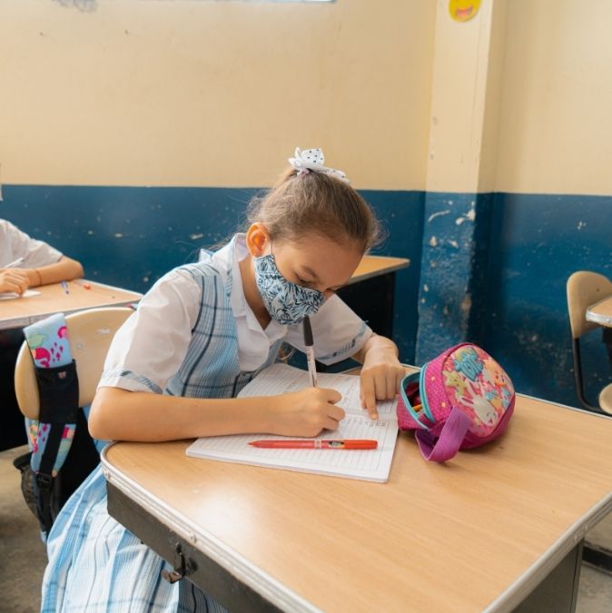 Comfenalco Antioquia abre convocatoria para entregar 1.000 becas