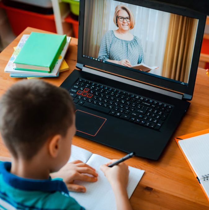 Convocatoria para el diplomado Universo Transmedia para la Educación